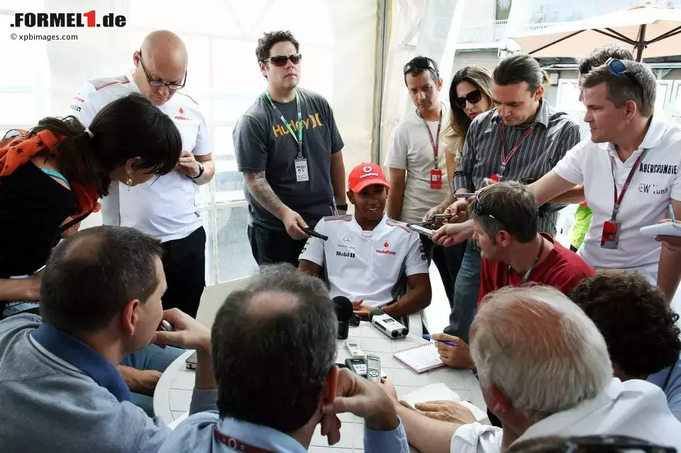 Foto zur News: Lewis Hamilton (McLaren)