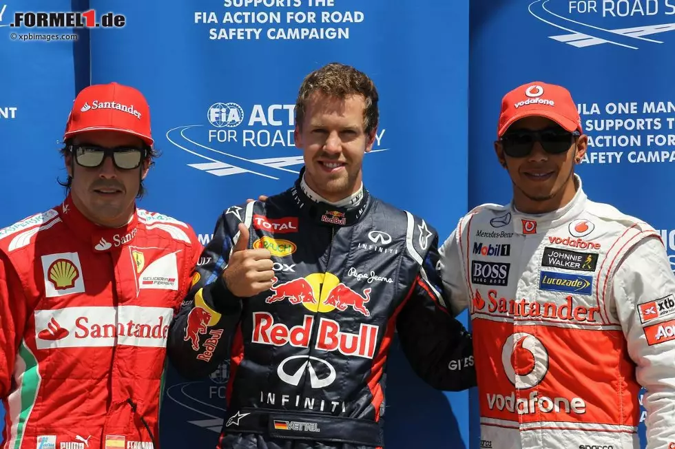 Foto zur News: Sebastian Vettel (Red Bull), Lewis Hamilton (McLaren) und Fernando Alonso (Ferrari)