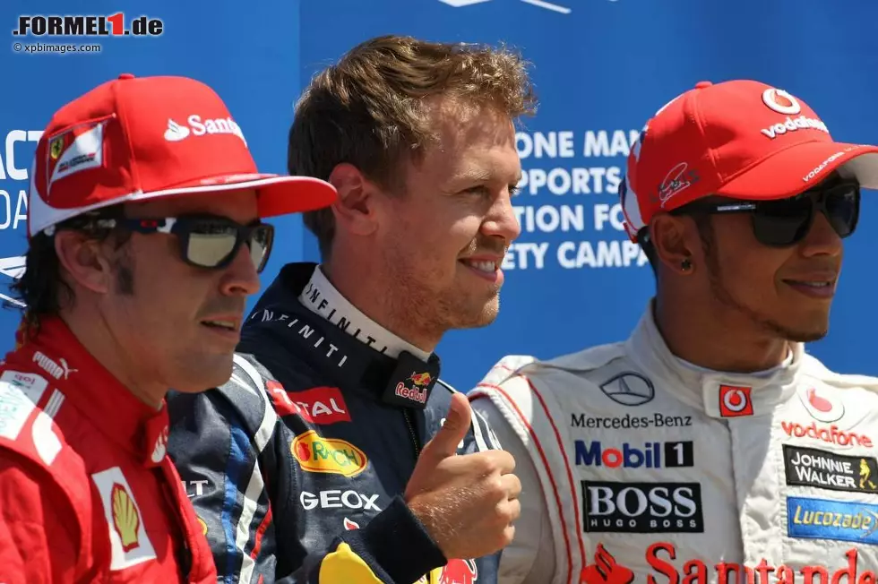 Foto zur News: Fernando Alonso (Ferrari), Sebastian Vettel (Red Bull) und Lewis Hamilton (McLaren)