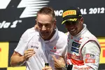 Foto zur News: Lewis Hamilton (McLaren) und Martin Whitmarsh (Teamchef, McLaren)