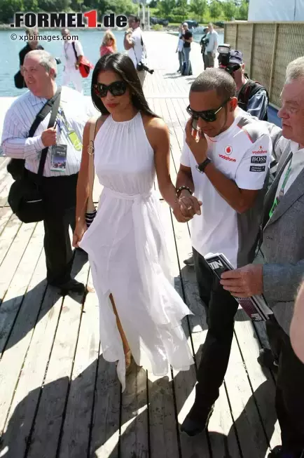 Foto zur News: Nicole Scherzinger und Lewis Hamilton (McLaren)