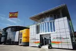 Foto zur News: Motorhome von Force India