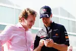 Foto zur News: Sebastian Vettel (Red Bull) und Christian Horner (Red-Bull-Teamchef)