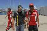 Foto zur News: Heikki Kovalainen (Caterham) und Fernando Alonso (Ferrari)