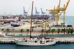 Foto zur News: Blick auf ein Schiff im Hafen von Valencia