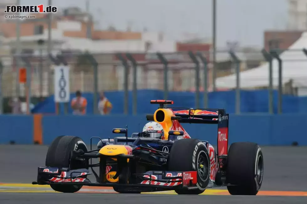 Foto zur News: Sebastian Vettel (Red Bull)