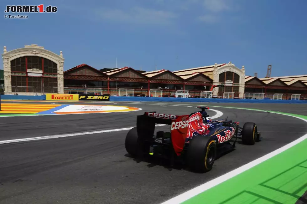 Foto zur News: Daniel Ricciardo (Toro Rosso)