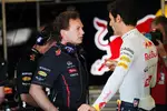 Foto zur News: Christian Horner (Red-Bull-Teamchef) und Mark Webber (Red Bull)