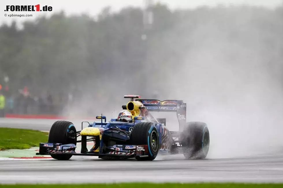 Foto zur News: Sebastian Vettel (Red Bull)