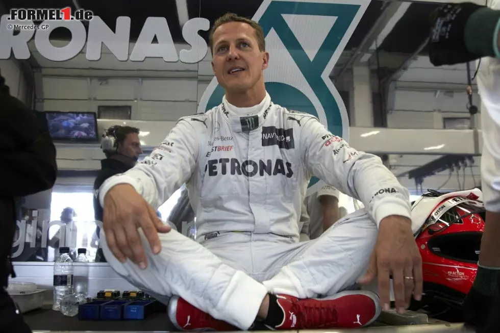 Foto zur News: Michael Schumacher (Mercedes) ganz entspannt.