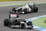 Foto zur News: Pastor Maldonado (Williams) und Sergio Perez (Sauber)