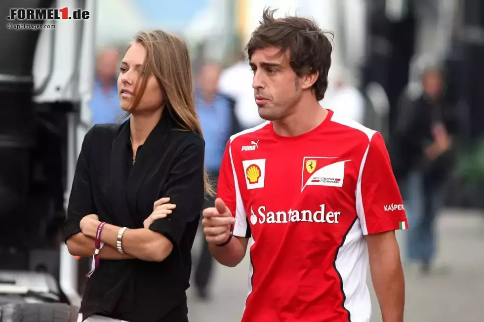 Foto zur News: Fernando Alonso (Ferrari) mit seiner neuen Flamme Dascha Kapustina