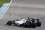 Foto zur News: Kamui Kobayashi (Sauber) und Pastor Maldonado (Williams)