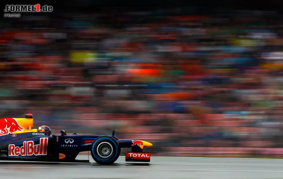 Foto zur News: Sebastian Vettel (Red Bull)