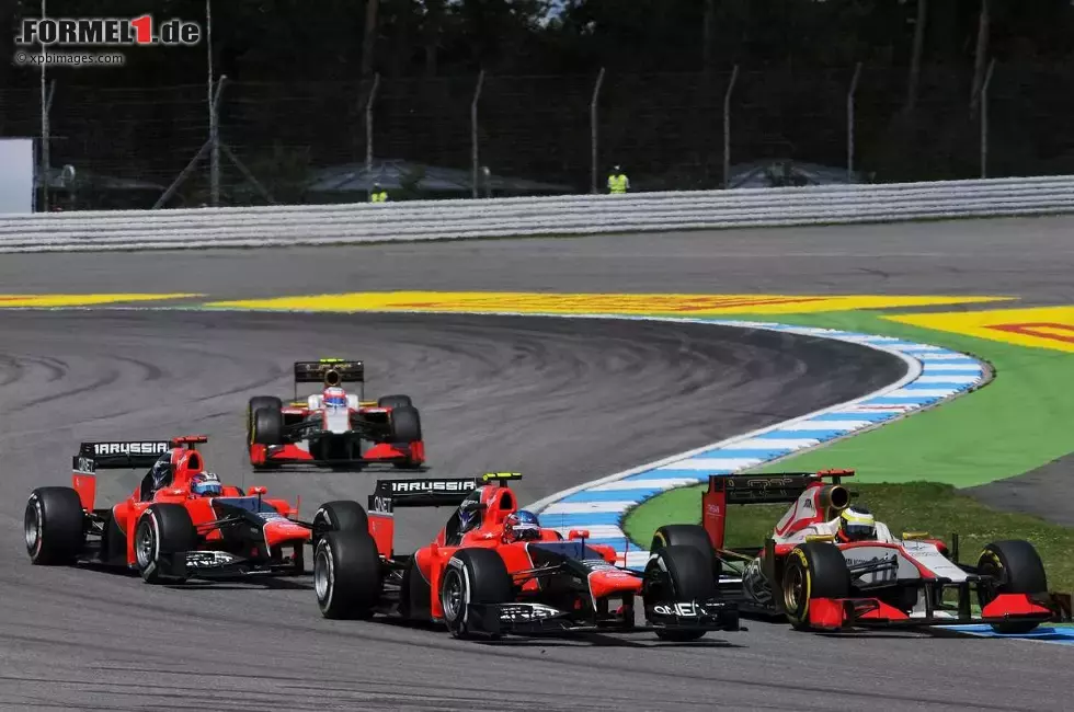 Foto zur News: Pedro de la Rosa (HRT), Charles Pic (Marussia) und Timo Glock (Marussia)