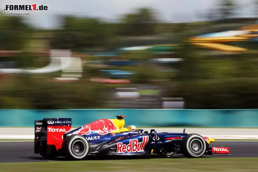 Foto zur News: Sebastian Vettel (Red Bull)