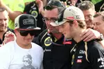 Foto zur News: Eric Boullier (Lotus-Teamchef), Kimi Räikkönen (Lotus) und Romain Grosjean (Lotus)