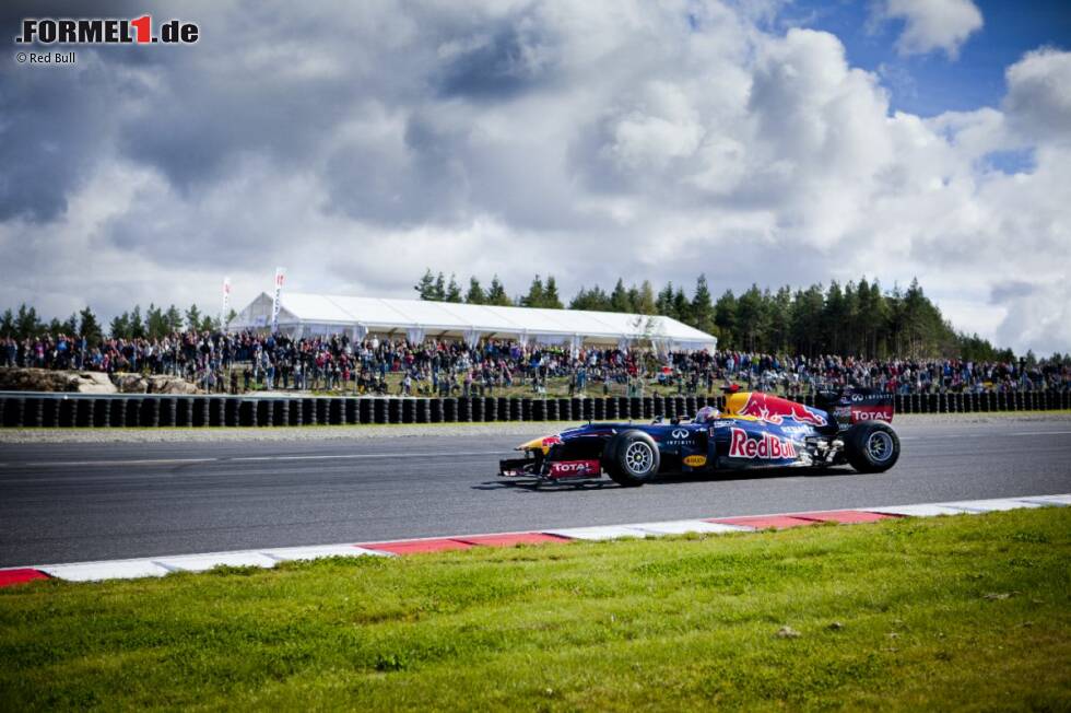 Foto zur News: Sebastien Buemi (Red Bull) fährt einen Showrun im Rudskogen Motorsenter in Rakkestad (Norwegen)