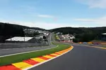 Foto zur News: Eau Rouge gegen die Fahrtrichtung fotografiert