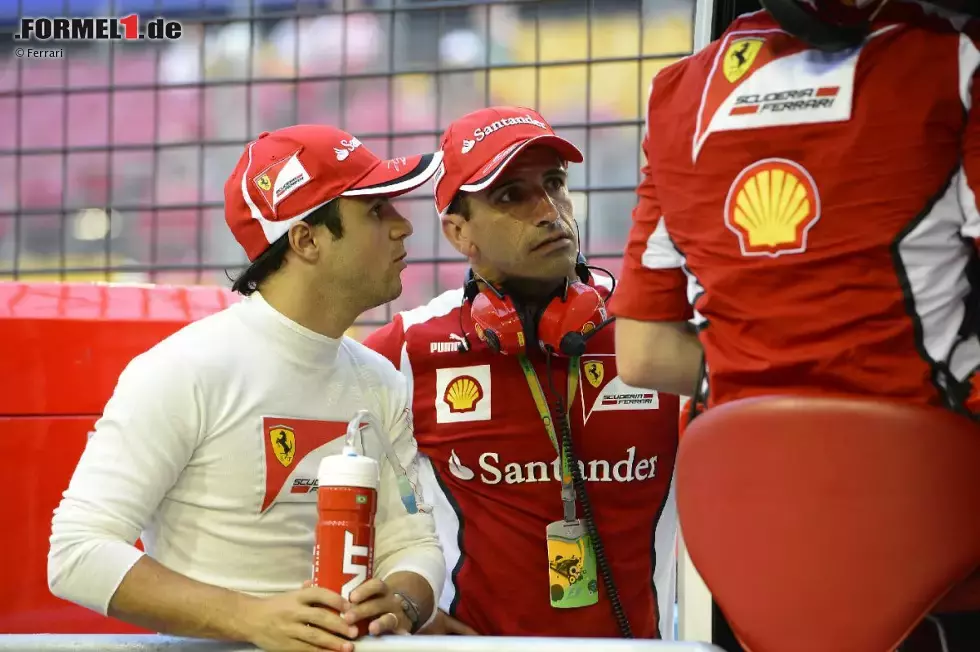 Foto zur News: Felipe Massa und und Marc Gene (Ferrari)