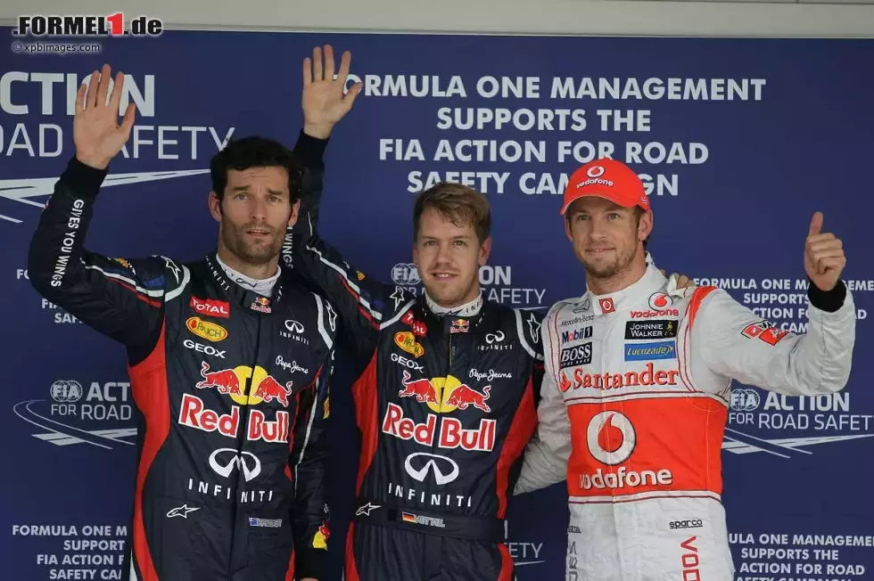 Foto zur News: Sebastian Vettel (Red Bull), Mark Webber (Red Bull) und Jenson Button (McLaren)