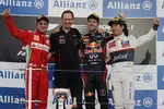 Foto zur News: Felipe Massa (Ferrari), Sebastian Vettel (Red Bull) und Kamui Kobayashi (Sauber)