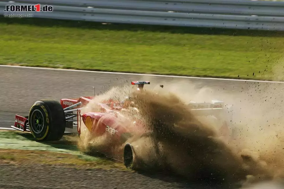 Foto zur News: Fernando Alonso (Ferrari) - sein Rennen in Japan war nach wenigen Metern schon vorbei