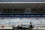 Foto zur News: Williams-Mechaniker in den Vorbereitungen auf das Wochenende