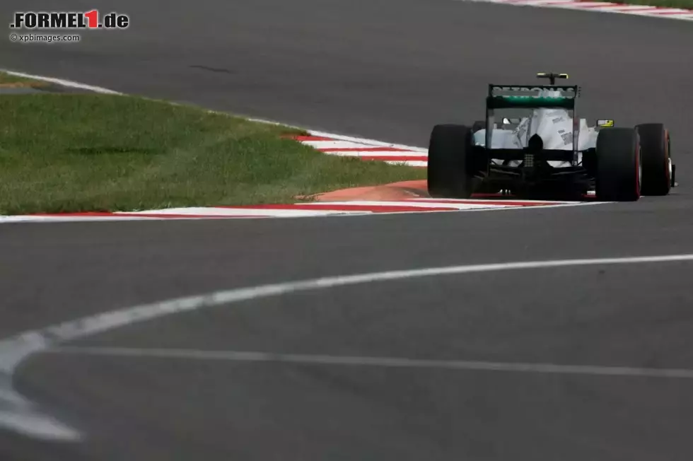 Foto zur News: Nico Rosberg (Mercedes) im Qualifying in Yeongam