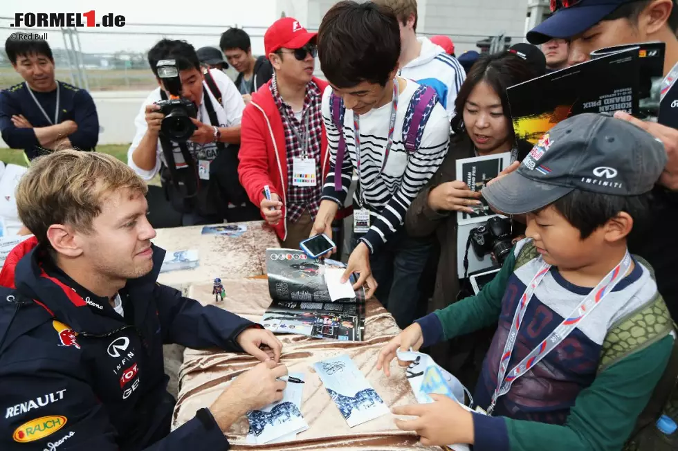 Foto zur News: Sebastian Vettel (Red Bull)