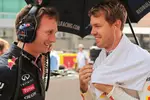 Foto zur News: Christian Horner (Red-Bull-Teamchef) und Sebastian Vettel (Red Bull)