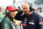 Foto zur News: Tony Fernandes und Franz Tost (Teamchef, Toro Rosso)