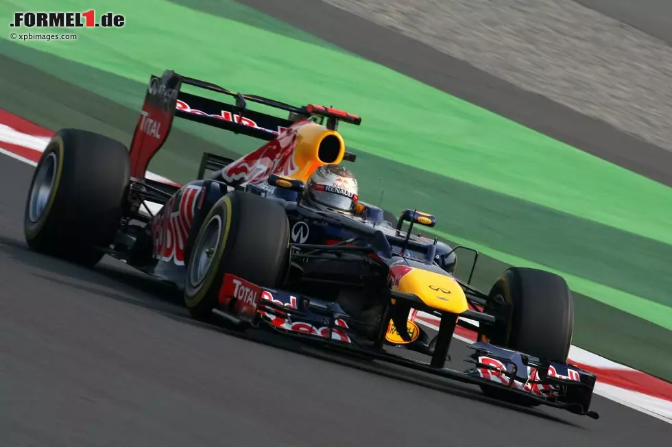 Foto zur News: Sebastian Vettel (Red Bull) fuhr in Noida auf die Pole-Position