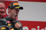 Foto zur News: Sebastian Vettel (Red Bull) gewinnt sein viertes Rennen nacheinander