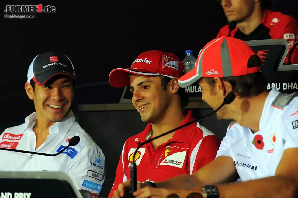 Foto zur News: Kamui Kobayashi (Sauber), Felipe Massa (Ferrari) und Jenson Button (McLaren)