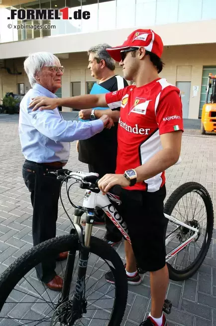 Foto zur News: Felipe Massa (Ferrari) und Bernie Ecclestone (Formel-1-Chef)