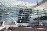 Foto zur News: Michael Schumacher (Mercedes) in Abu Dhabi