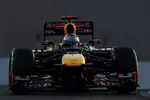 Foto zur News: Sebastian Vettel (Red Bull) war am Freitagabend in Abu Dhabi der Schnellste