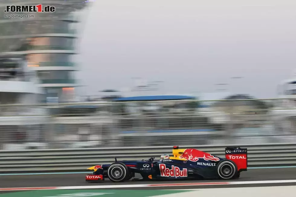 Foto zur News: Sebastian Vettel (Red Bull)