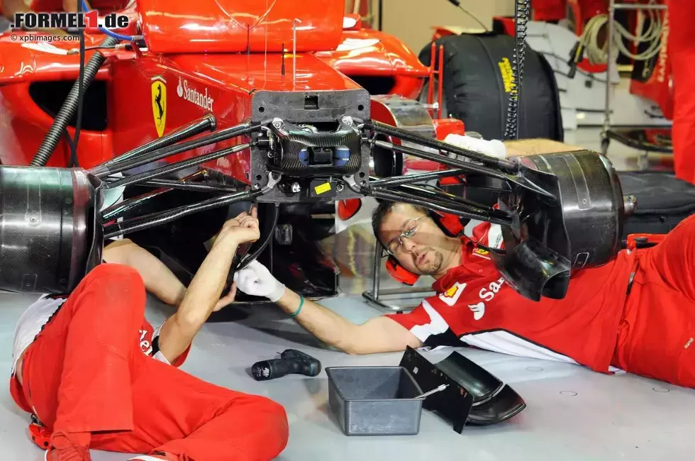 Foto zur News: Ferrari versucht alles, um Fernando Alonso zum WM-Titel zu verhelfen