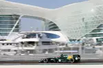 Foto zur News: Heikki Kovalainen (Caterham) am Samstagmittag in Abu Dhabi