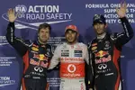 Foto zur News: Nach dem Qualifying: Sebastian Vettel (Red Bull), Lewis Hamilton (McLaren) und Mark Webber (Red Bull)