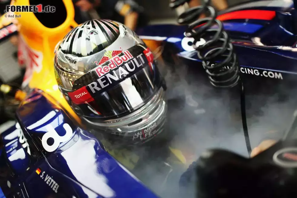 Foto zur News: Sebastian Vettel (Red Bull)