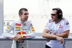 Foto zur News: Gary Paffett (McLaren) und Antonio Felix da Costa (Red Bull) im Gespräch