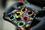 Foto zur News: Lenkrad des Mercedes F1 W03