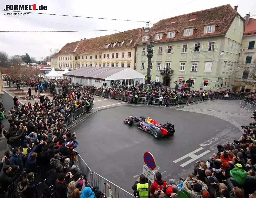 Foto zur News: Sebastian Vettel (Red Bull)