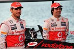 Foto zur News: Jenson Button (McLaren) und Sergio Perez (McLaren)