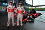 Foto zur News: Jenson Button (McLaren) und Sergio Perez (McLaren)