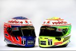 Foto zur News: Helme von Jenson Button (McLaren) und Sergio Perez (McLaren)