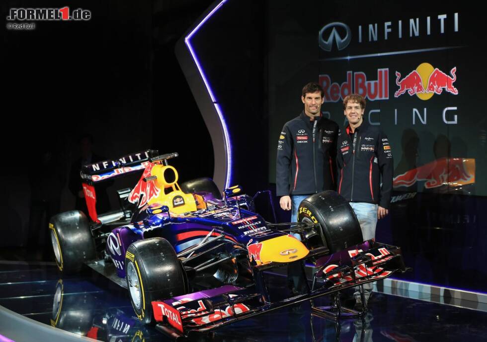 Foto zur News: Mark Webber (Red Bull) und Sebastian Vettel (Red Bull) mit dem RB9